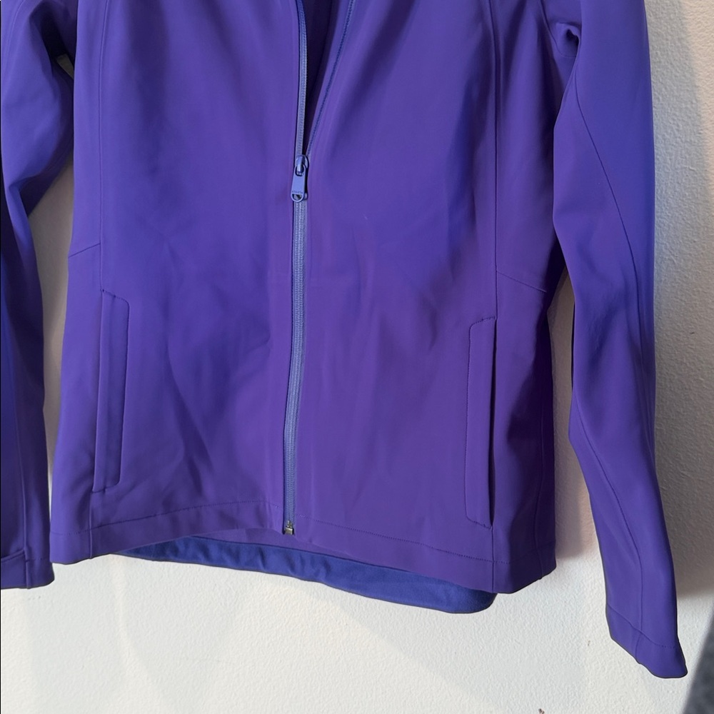 Athleta Women’s Deep Purple Hooded Softshell Utility Jacket - Picture 5 of 9